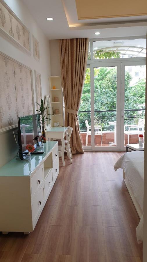 Chez Lotus Vn TP. Hồ Chí Minh