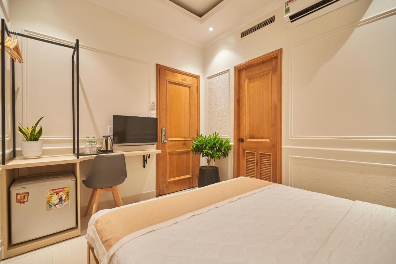 Hotel Bin Bin 10 - Mimosa Near Tan Son Nhat Airport 2*