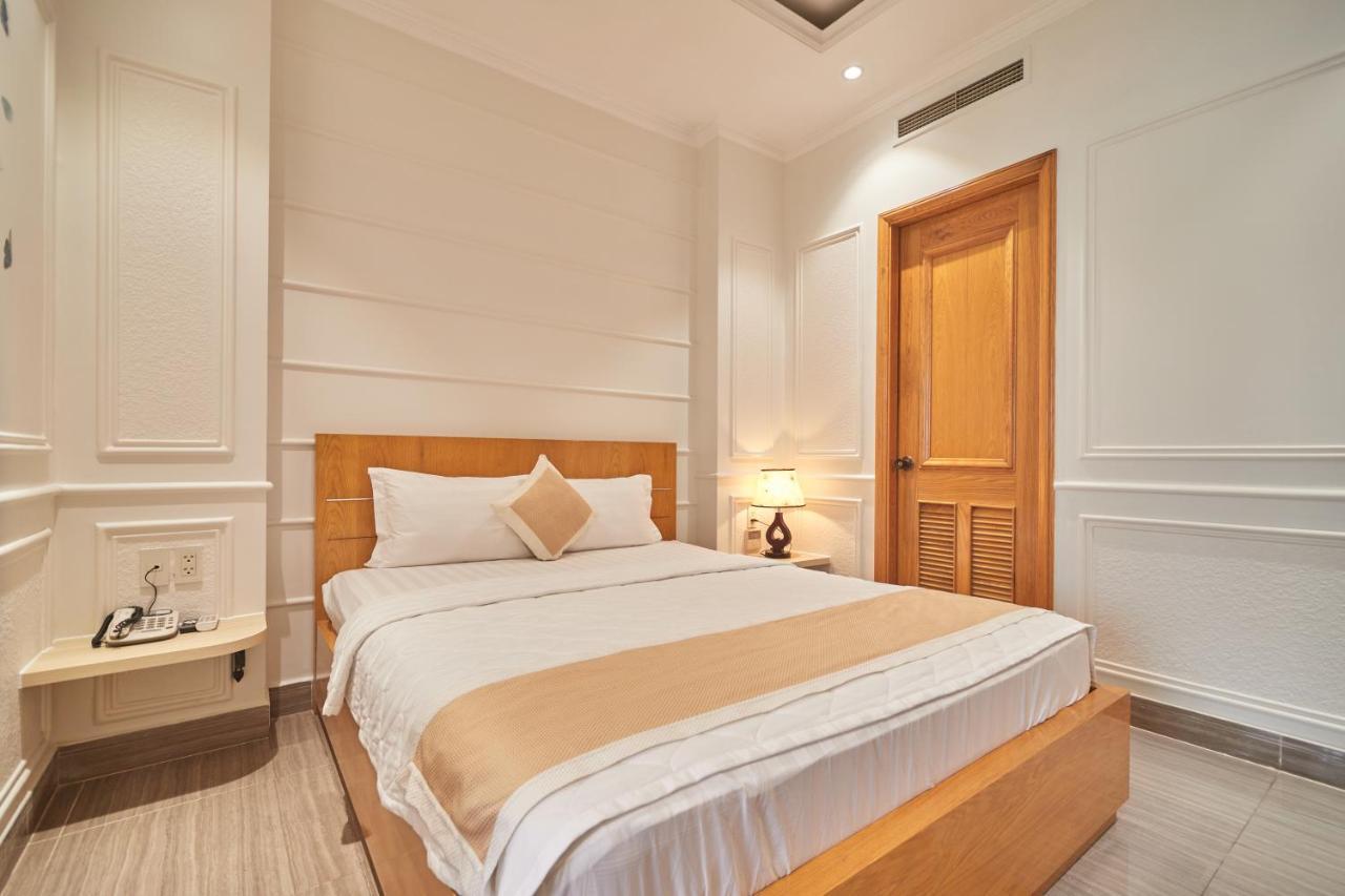 Hotel Bin Bin 10 - Mimosa Near Tan Son Nhat Airport Ho Chi Minh City