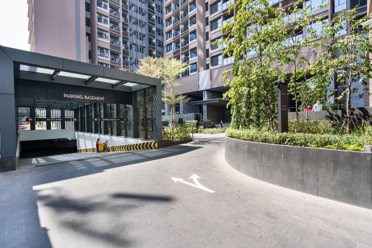 Apartment Four Seasonsthe Marq D1freepickup-pool-gym-sauna *