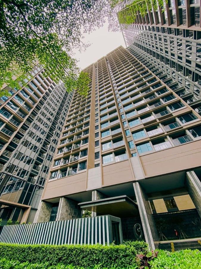 Apartment Four Seasonsthe Marq D1freepickup-pool-gym-sauna