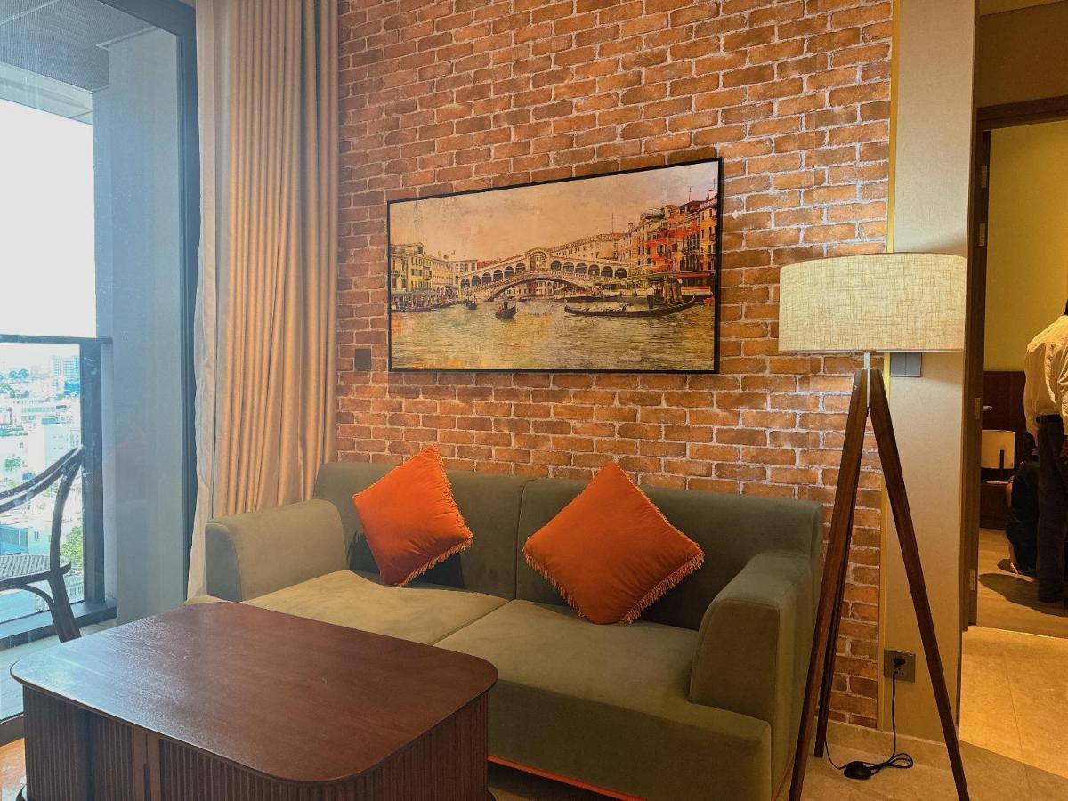 Apartment Four Seasonsthe Marq D1freepickup-pool-gym-sauna Ho Chi Minh City