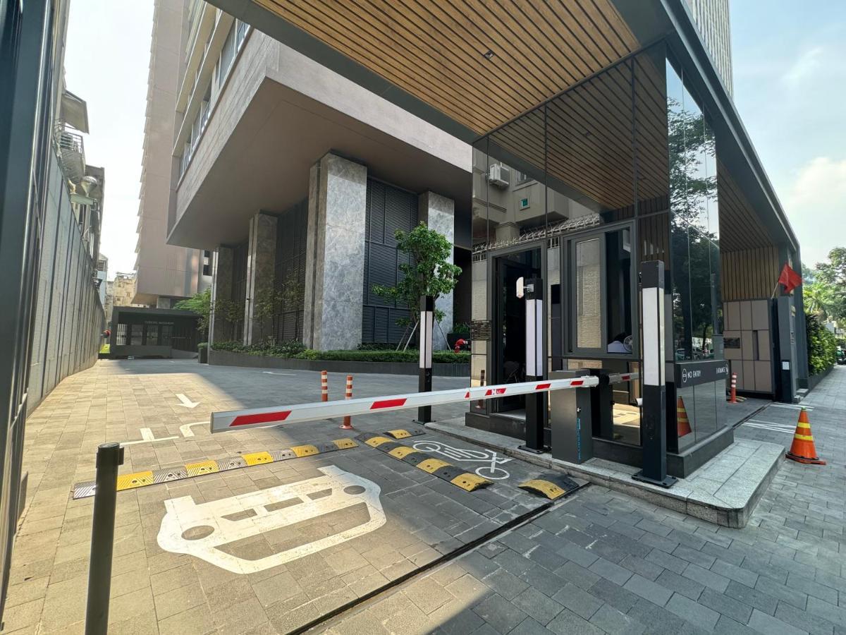 Four Seasonsthe Marq D1freepickup-pool-gym-sauna Ho Chi Minh City