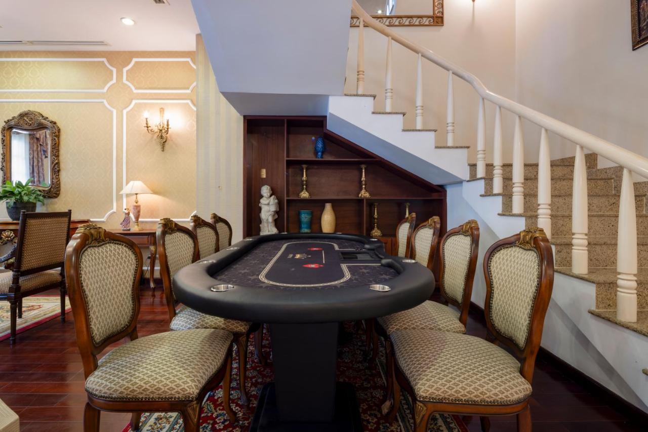 Hidden Mansions Saigon Resort 4*