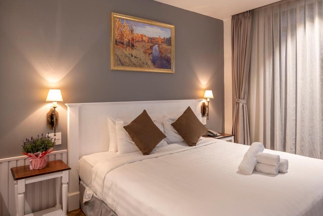Thao Trang Laluxe Phu My Hung Hotel 3*