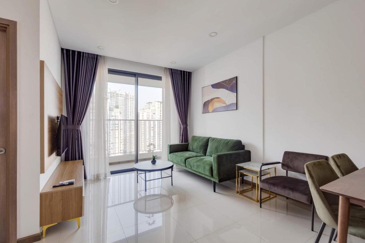 Apartment Saigon Times Travel - Masteri Millennium *