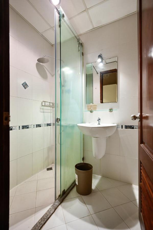 Hotel The Noble Swan New World 3*