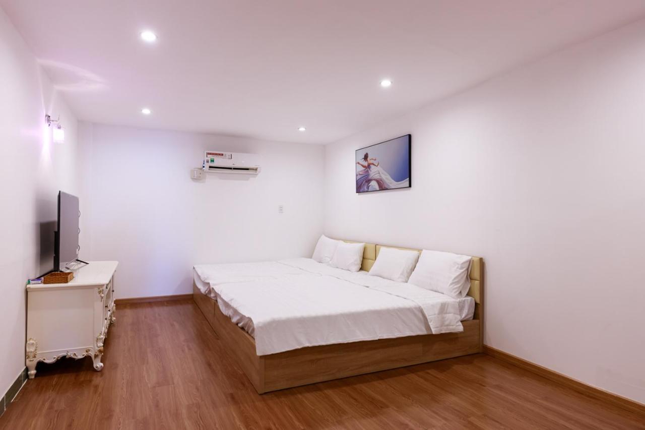 Venus & Massage - Bui Vien Walking Street 3* TP. Hồ Chí Minh