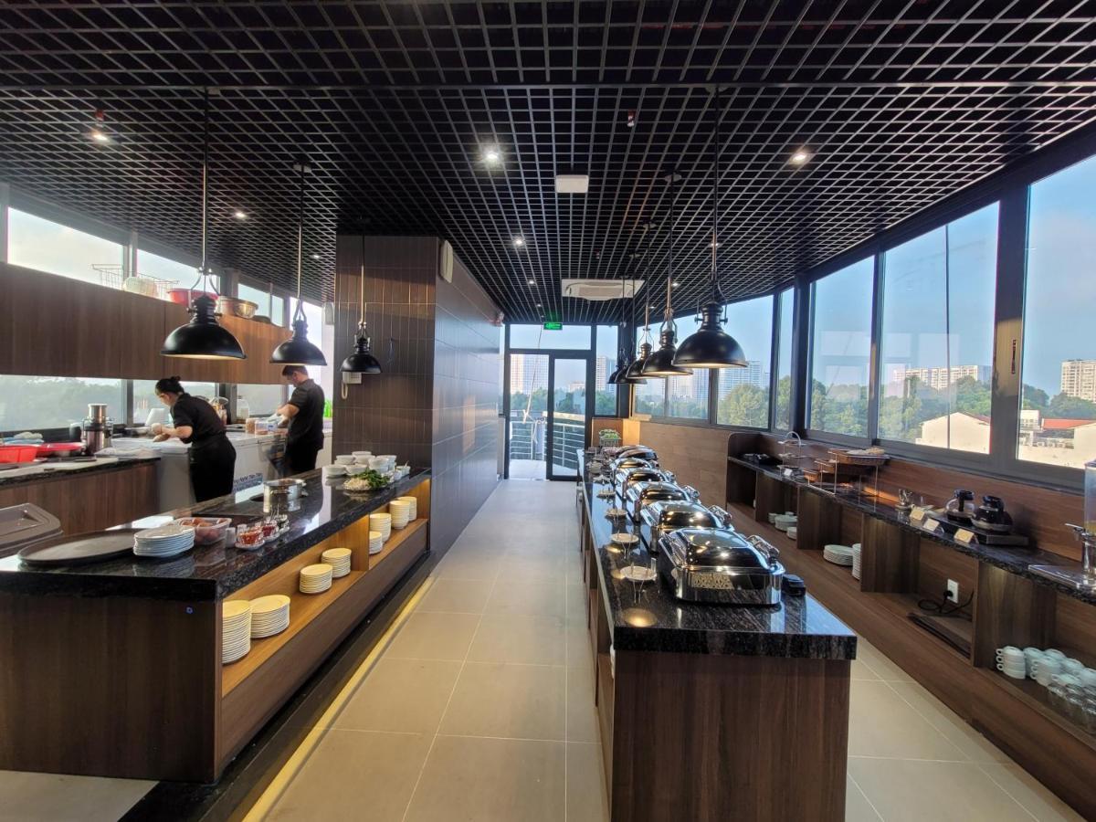 Thanh Long - Bach Dang 3* Ho Chi Minh City