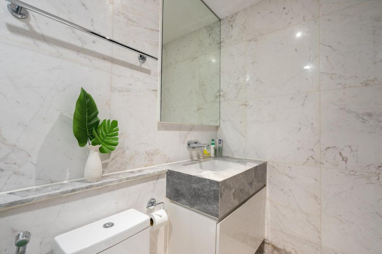 Apartment Luxury D1mension In District 1 Freepoolsaunagym
