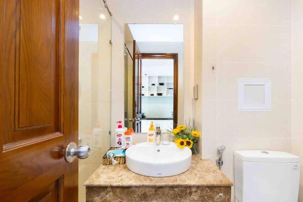 Skyhomes Near Tan Son Nhat Airport-cherry Le Apartment *