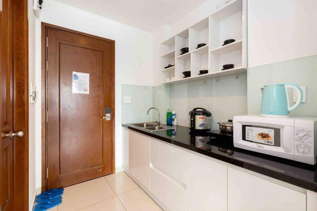 Skyhomes Near Tan Son Nhat Airport-cherry Le * Ho Chi Minh City