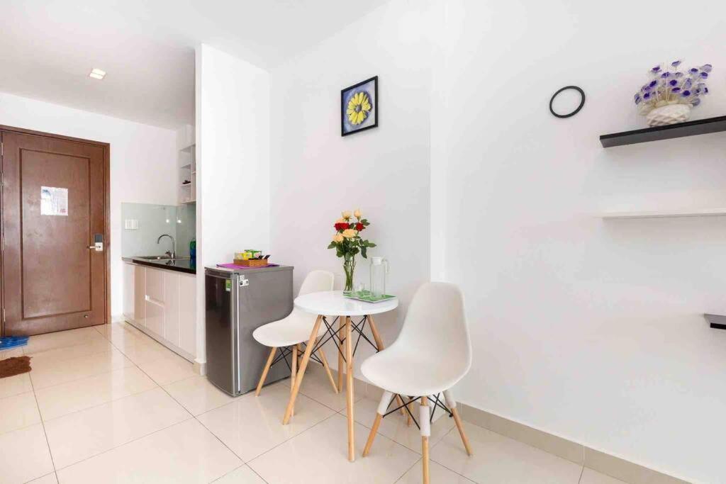 Skyhomes Near Tan Son Nhat Airport-cherry Le Apartment Ho Chi Minh City