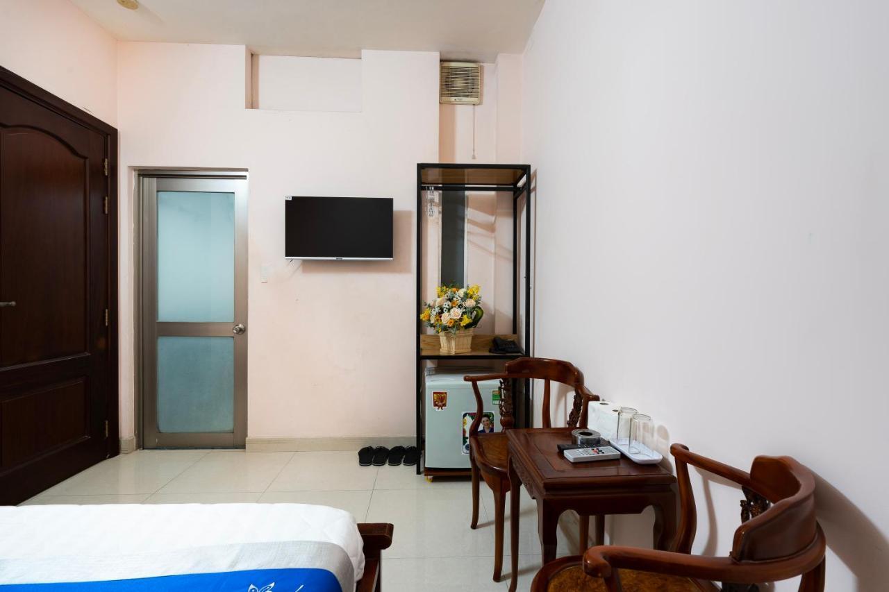 Hotel Khach San Loc Phat *