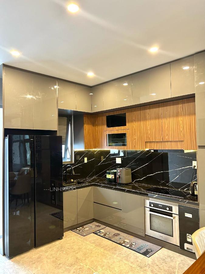 Apartment Khanh Nguyen Luxury, Fully Furnished With Street View Ho Chi Minh City