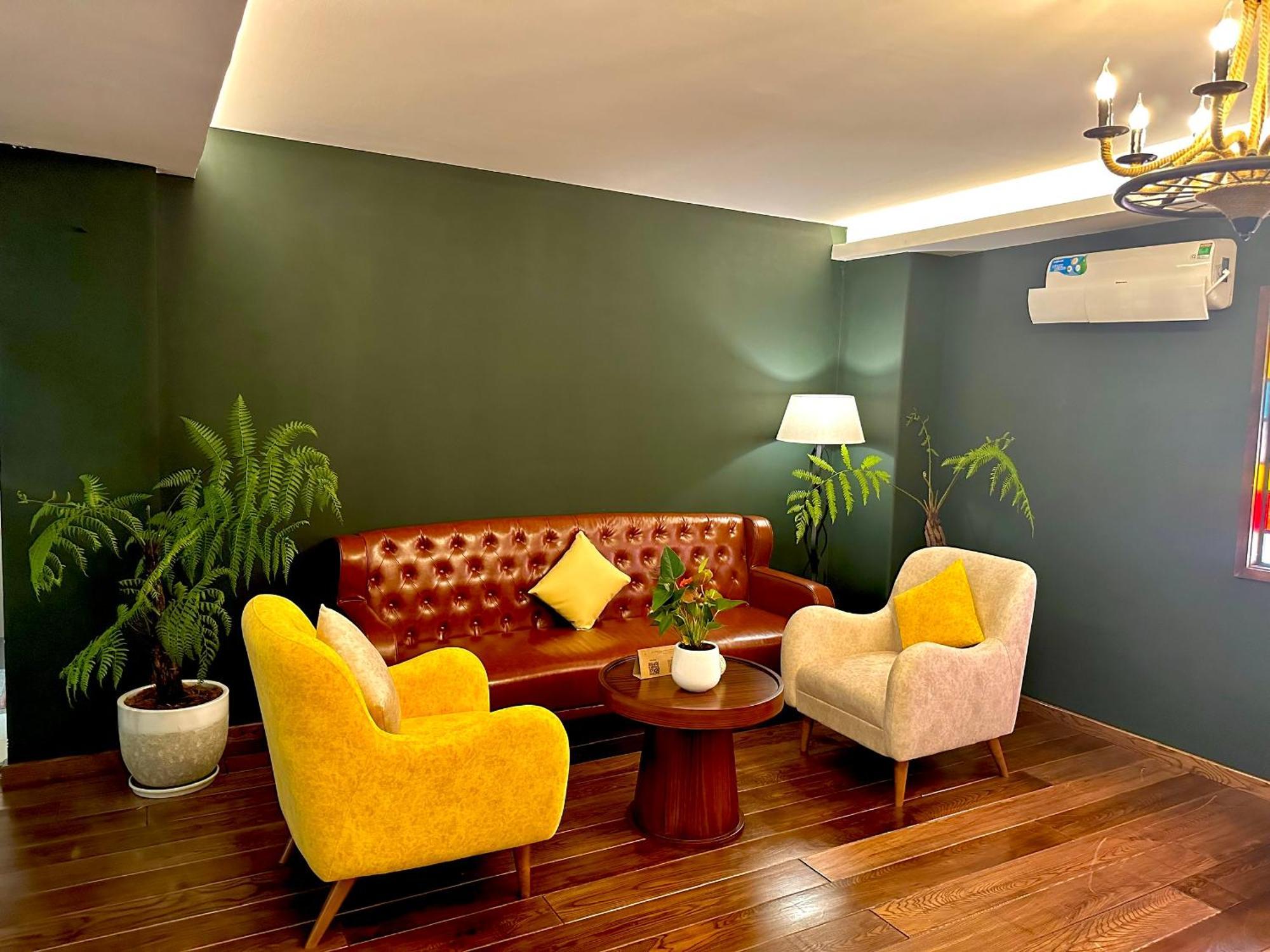 Happy Life Hotel 4*