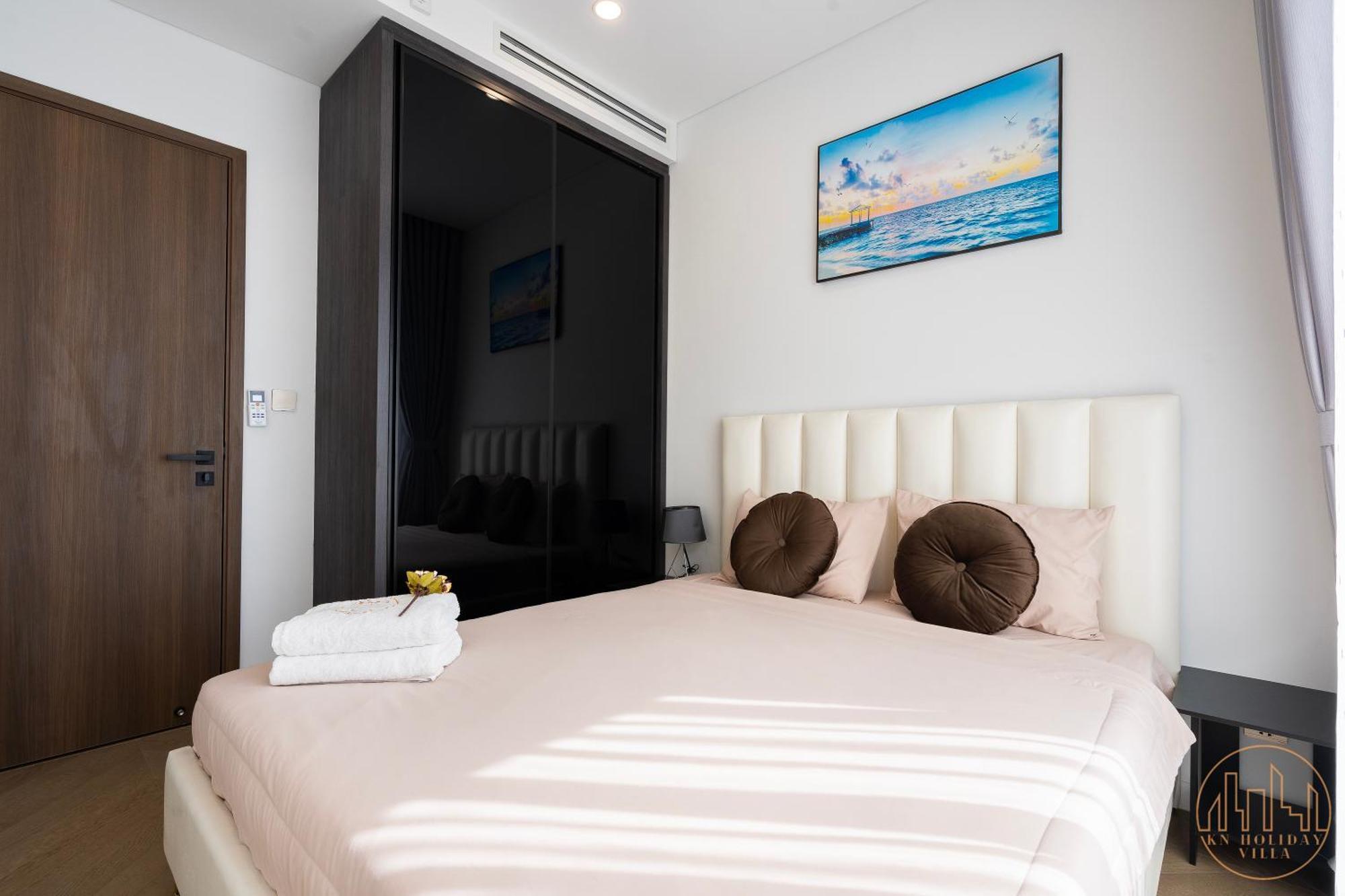 Kn In Lumiere Riverside Apartment