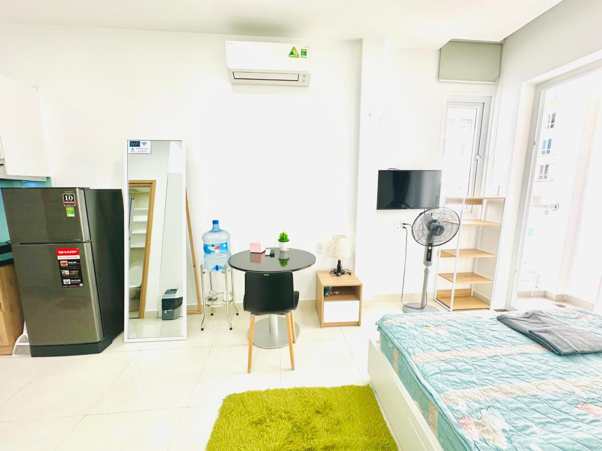 Quiet Perfect Located 1br With Desk 504 Ho Chi Minh City