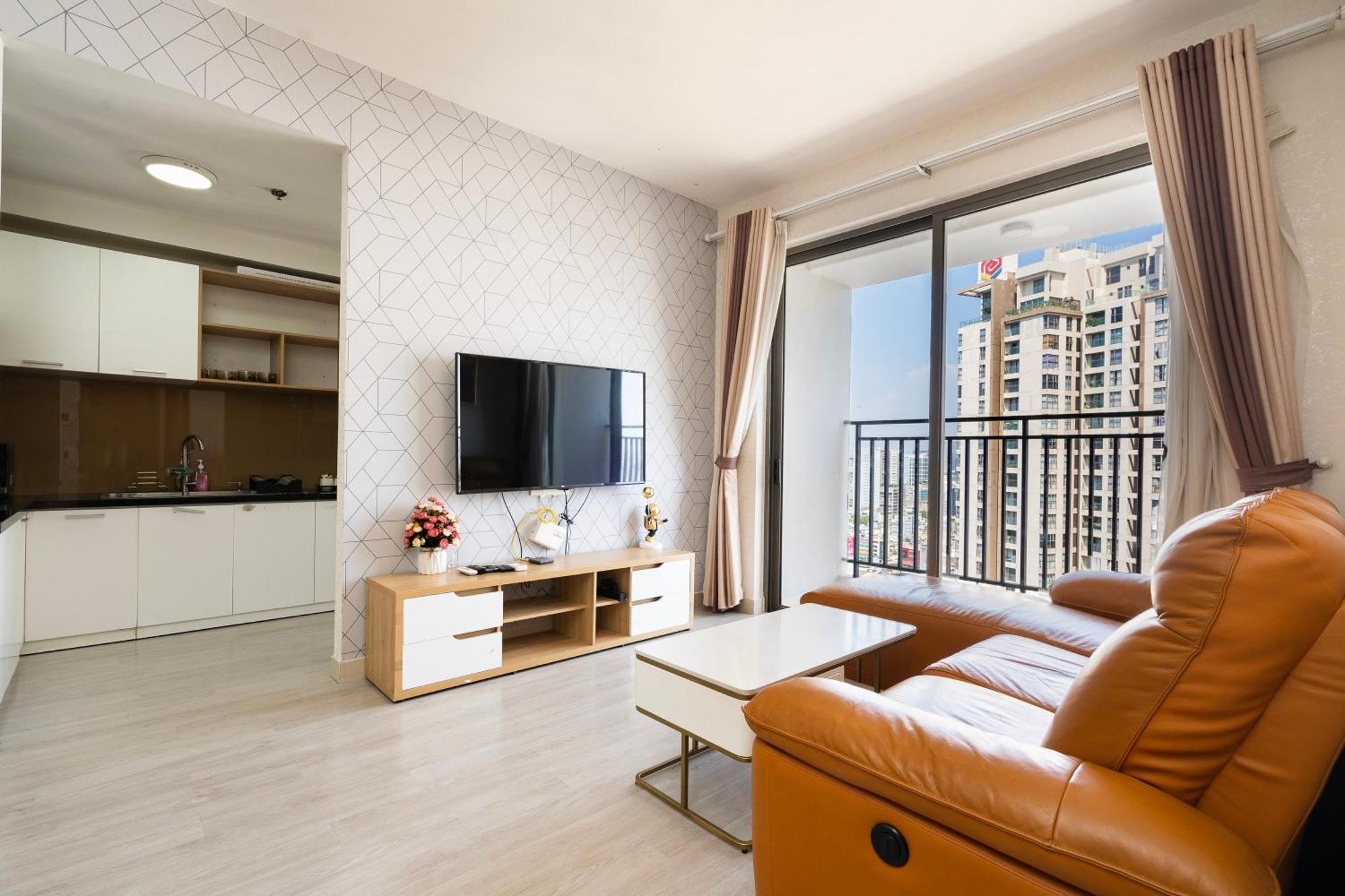 Aloha Saigon - Rivergate Apartment *