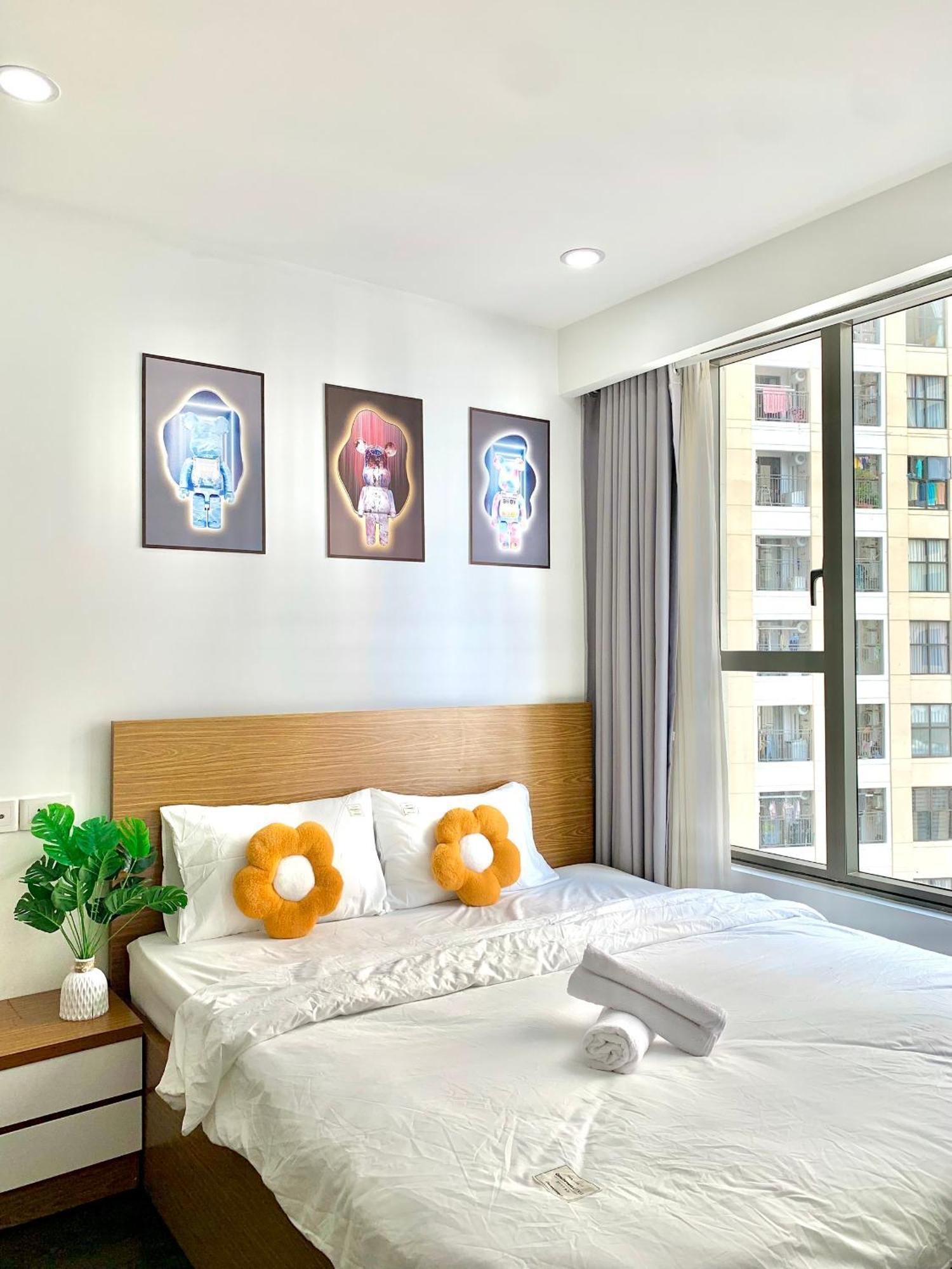 Golden Apartment- In Central-balcony-all New *