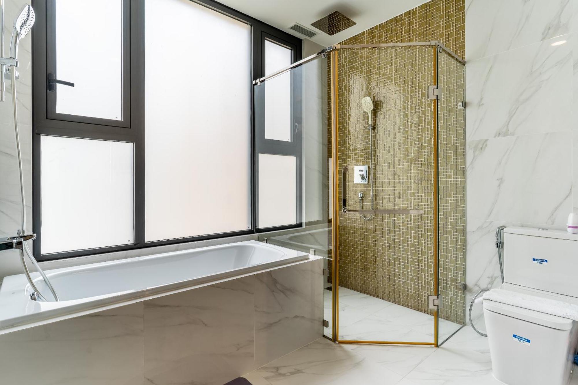 Apartment Delux D1,3bedrooms,2 Bath,pool,gym