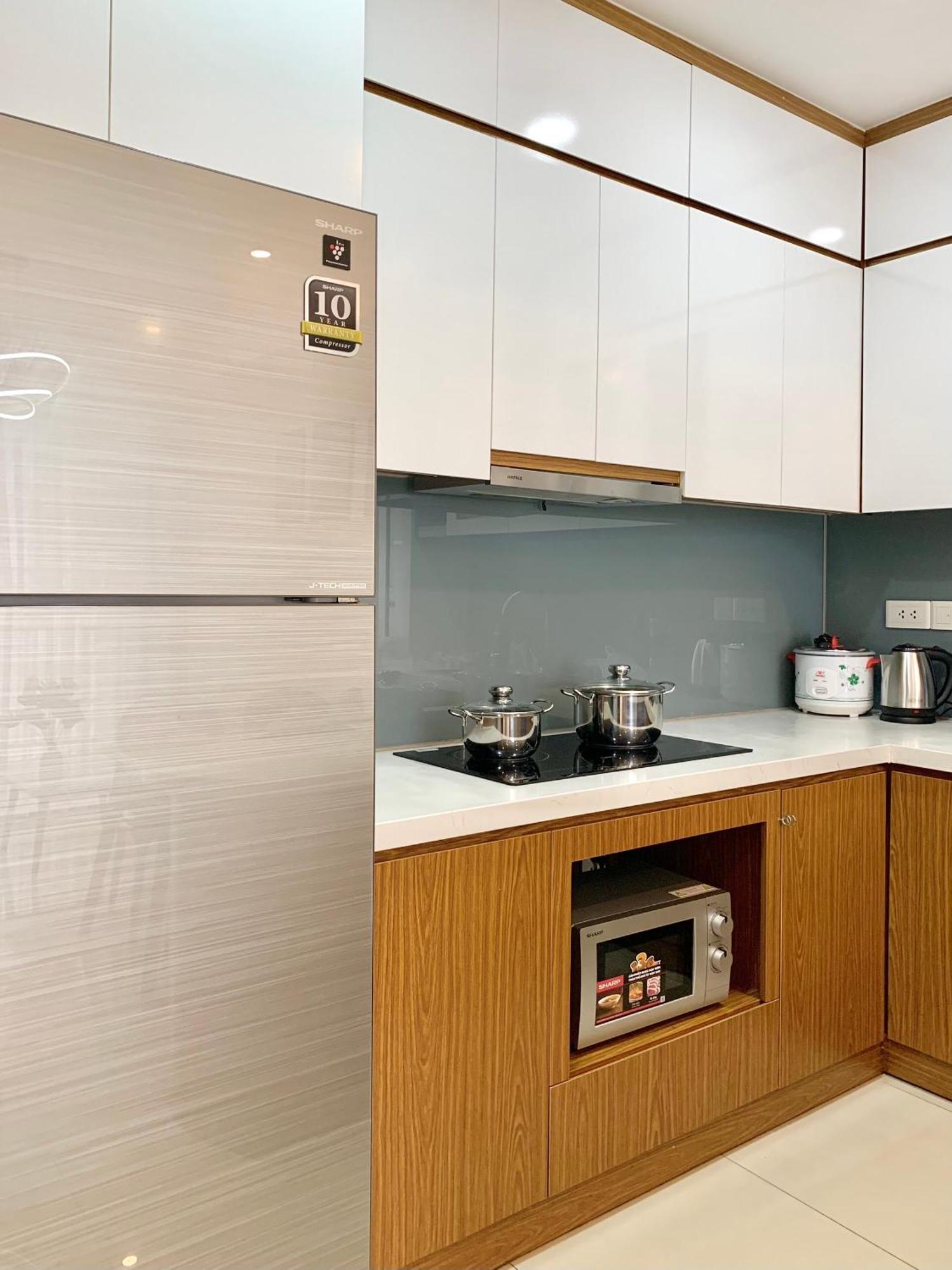 Golden Apartment- In Central-balcony-all New *