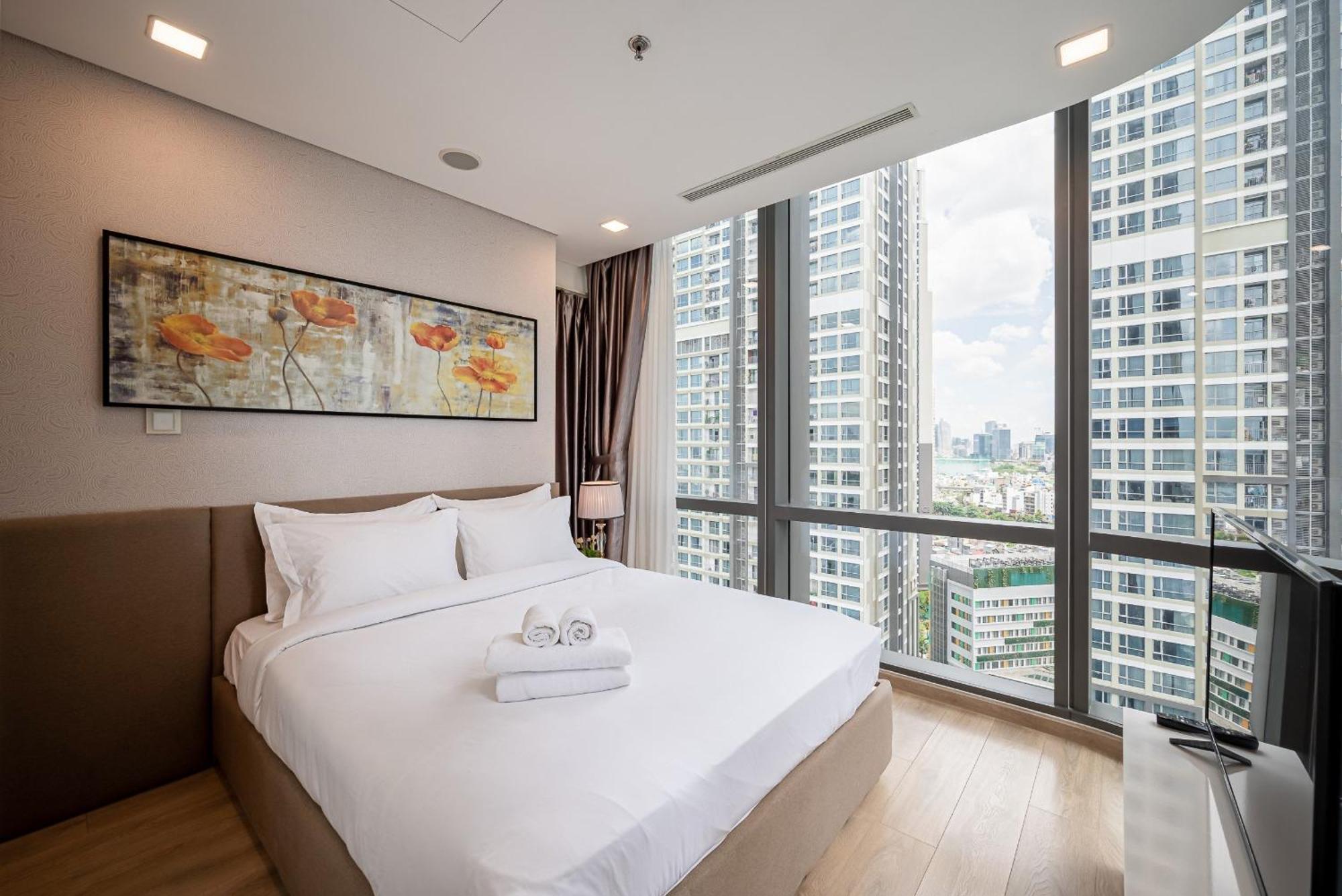 Khách sạn Urban Heights Landmark 81