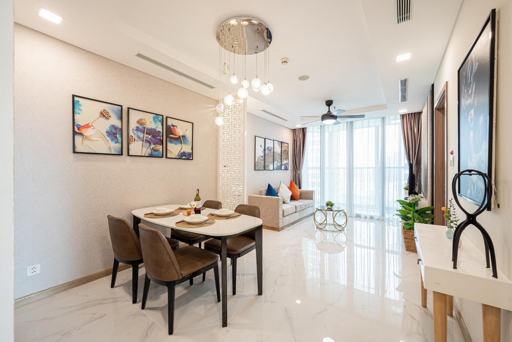 Khách sạn Urban Heights Landmark 81
