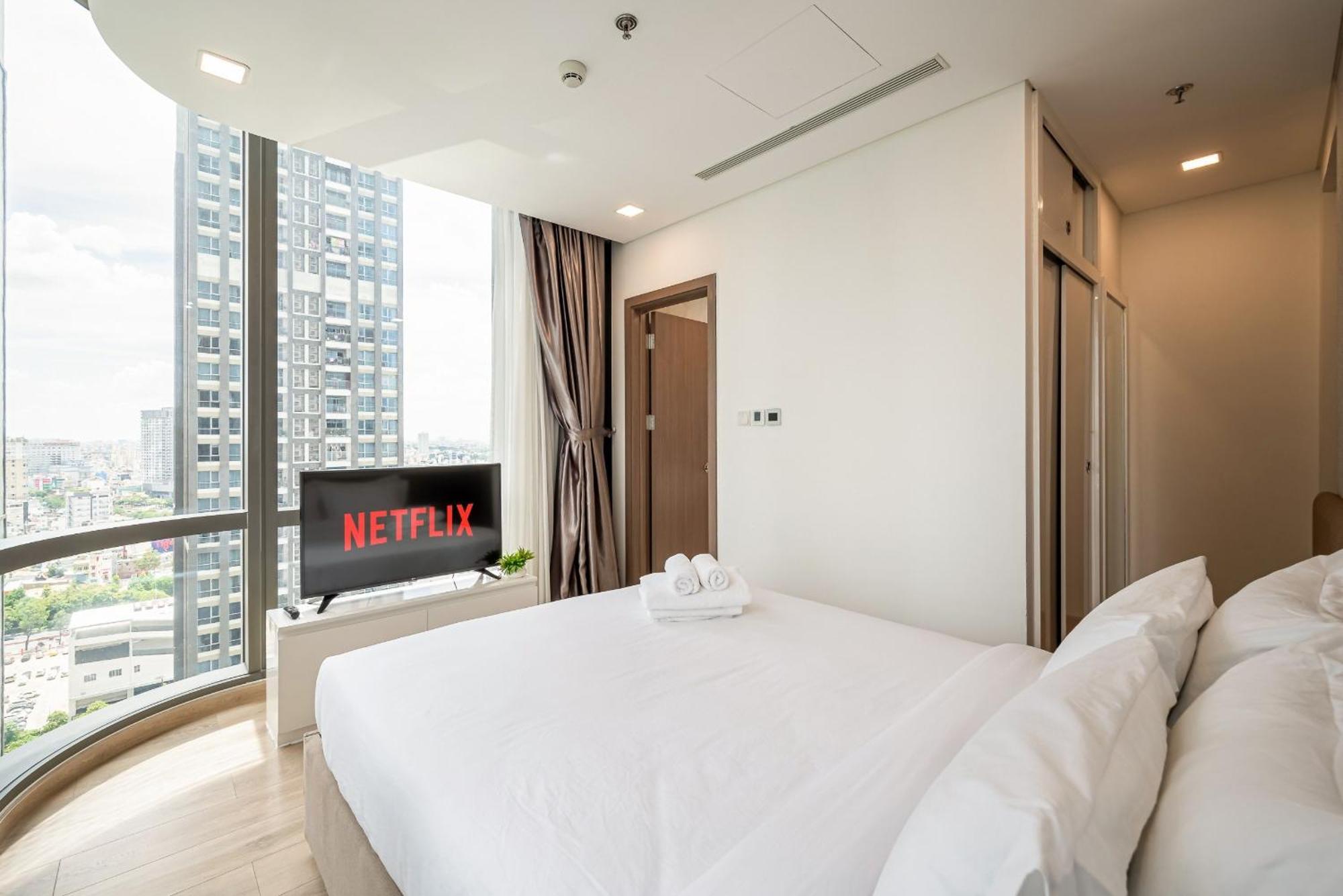 Urban Heights Landmark 81 Khách sạn 4*