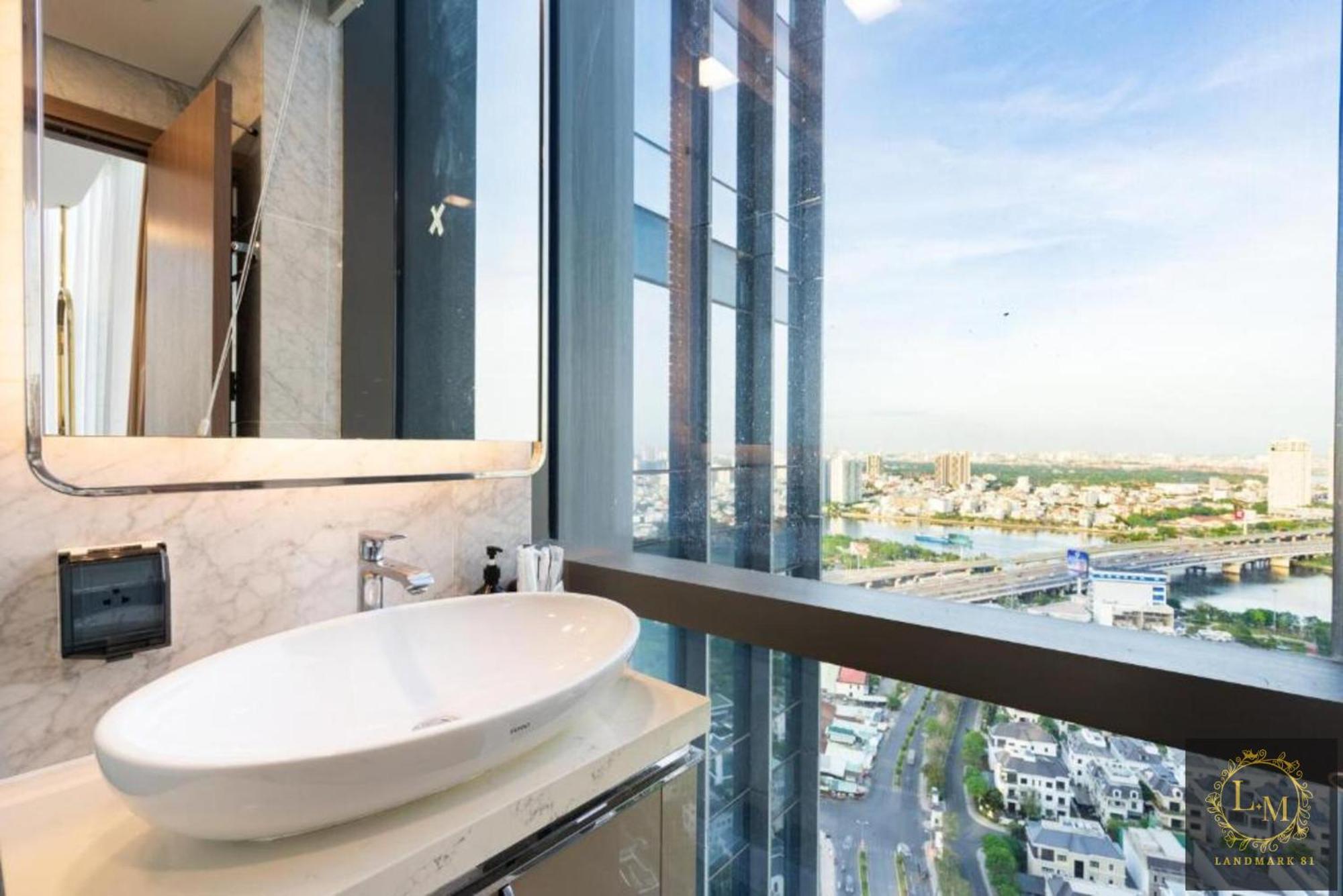 Landmark 81 Royal *