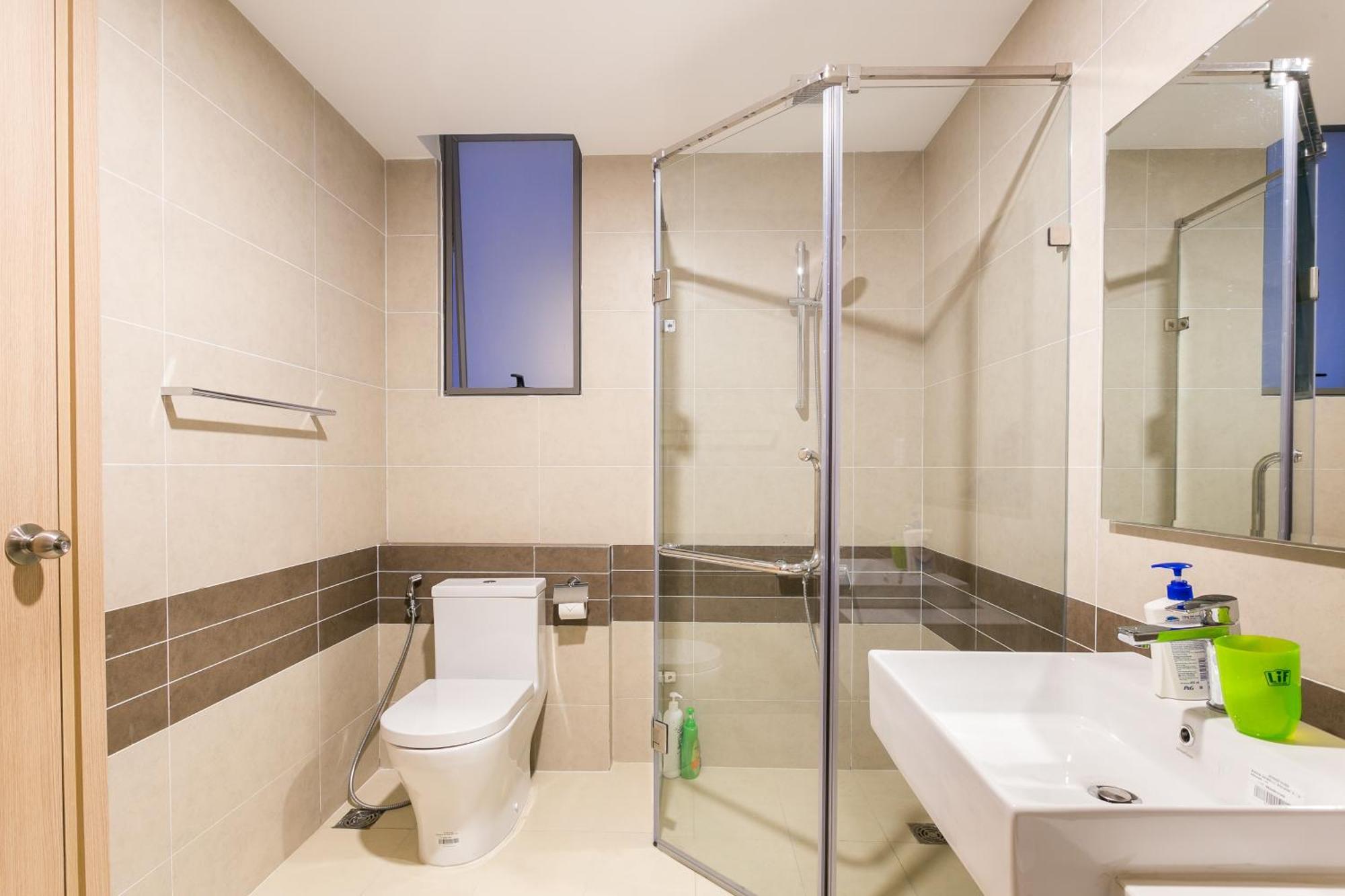 Apartment Business District Rivergate - Free Pickup & Pool Ho Chi Minh City
