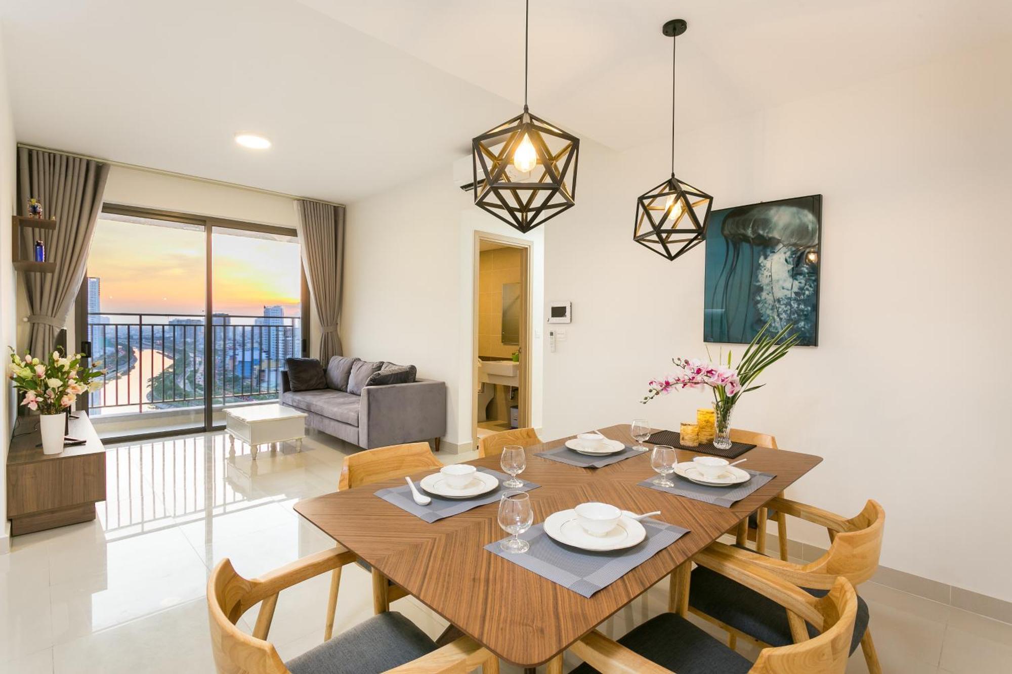 Business District Rivergate - Free Pickup & Pool *
