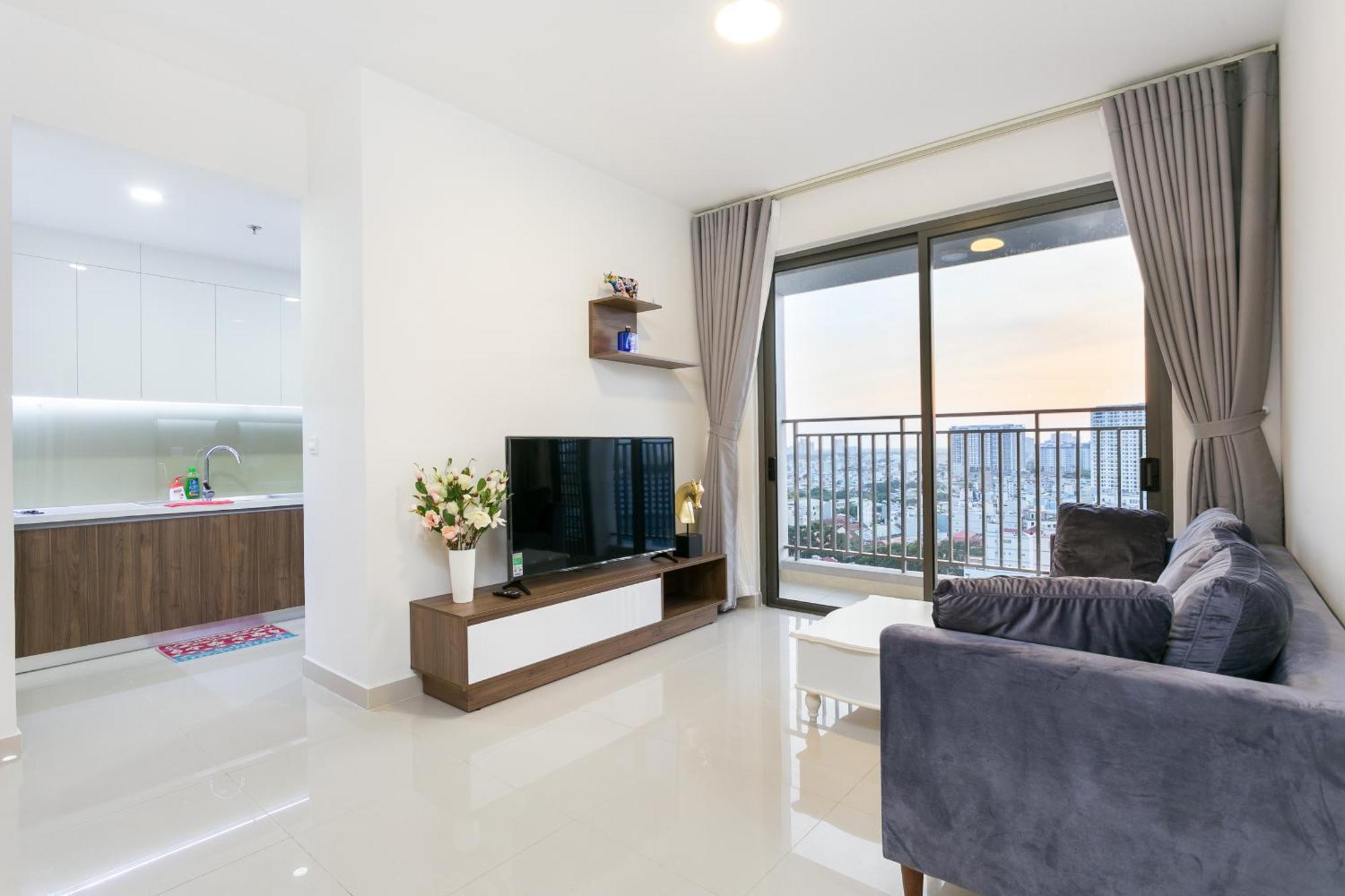 Business District Rivergate - Free Pickup & Pool
