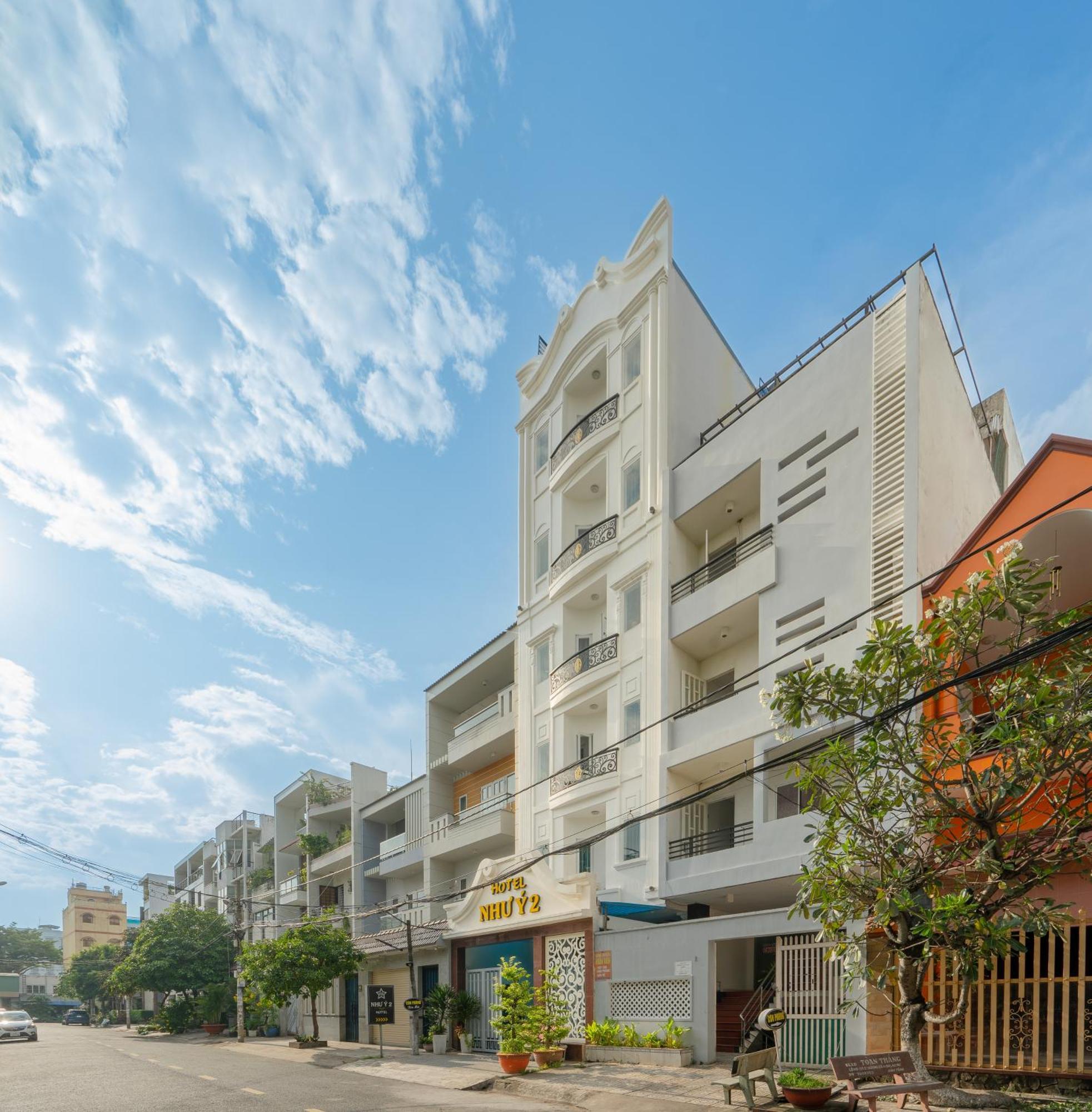 Nhu Y 2 Hotel *