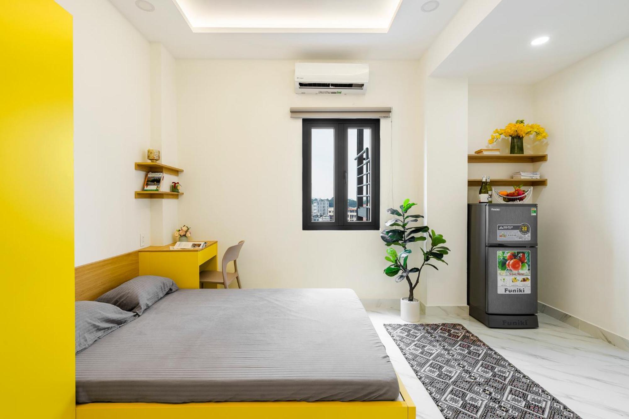 Btw Airport & D1 Center, Fast Wifi & Check-in 24/7 * Ho Chi Minh City