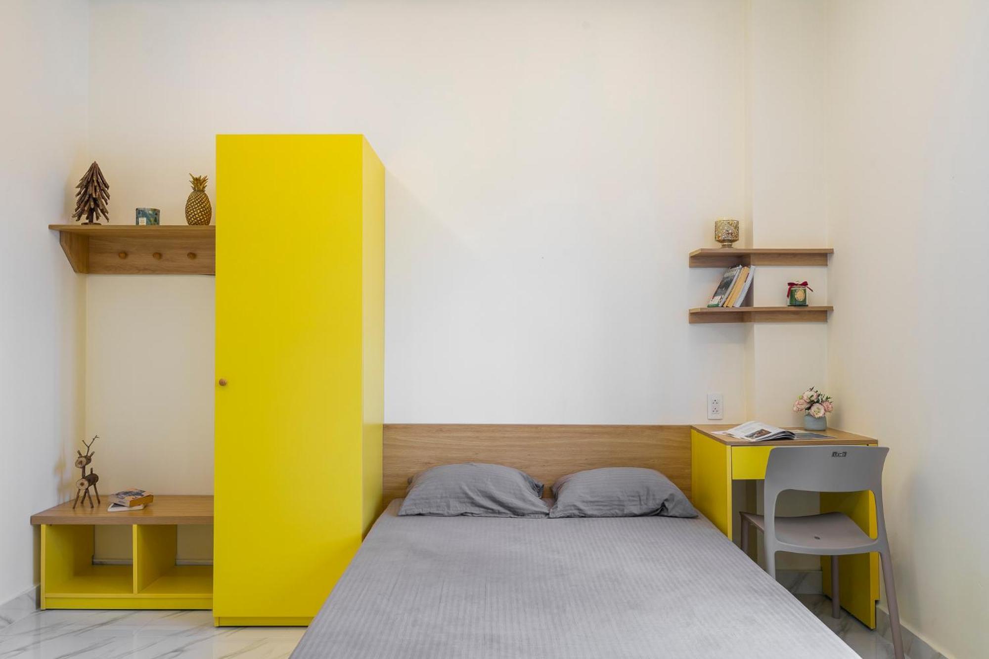 Apartment Btw Airport & D1 Center, Fast Wifi & Check-in 24/7 *
