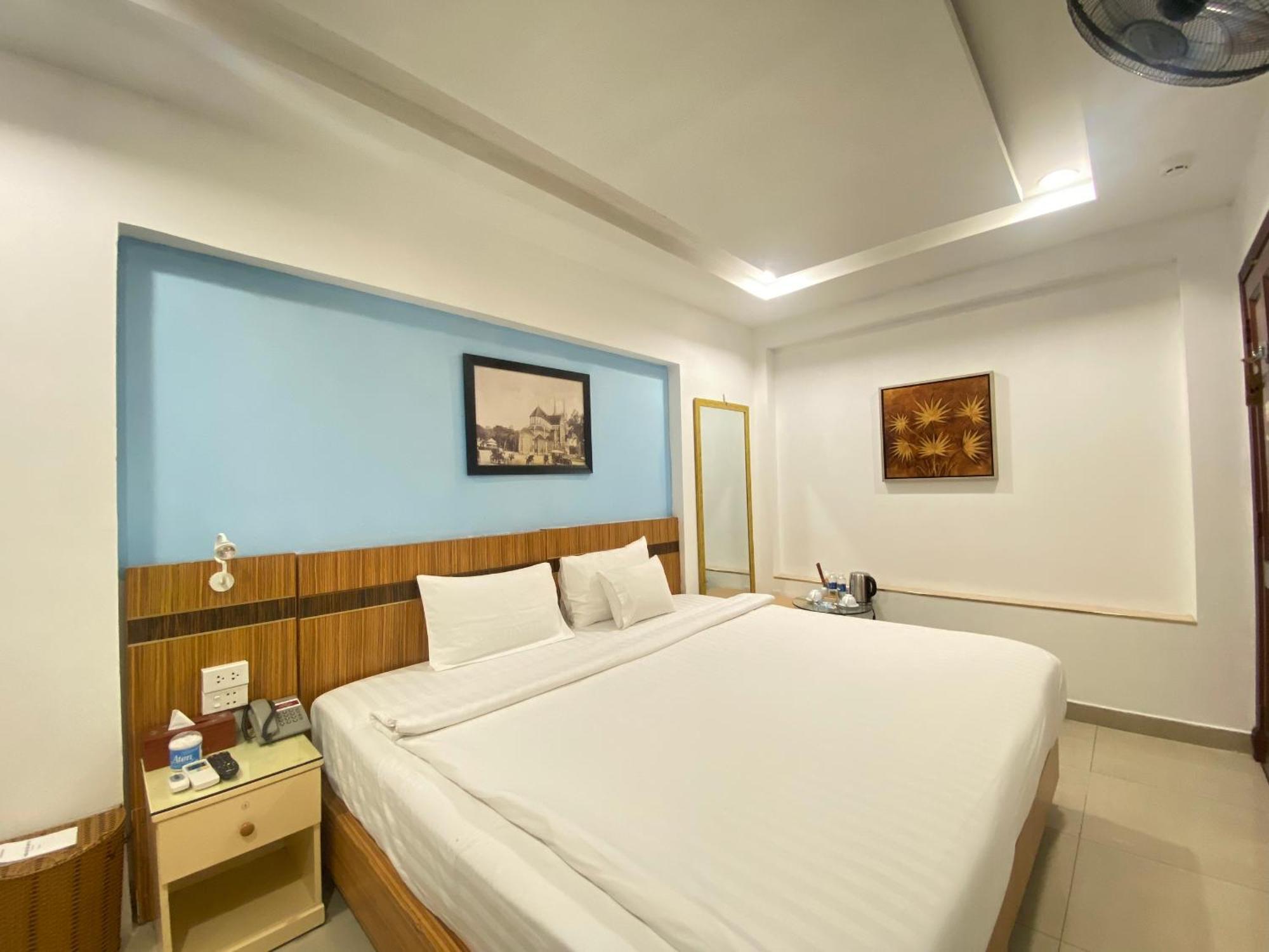 A25 - 13 Bui Thi Xuan Hotel 2*