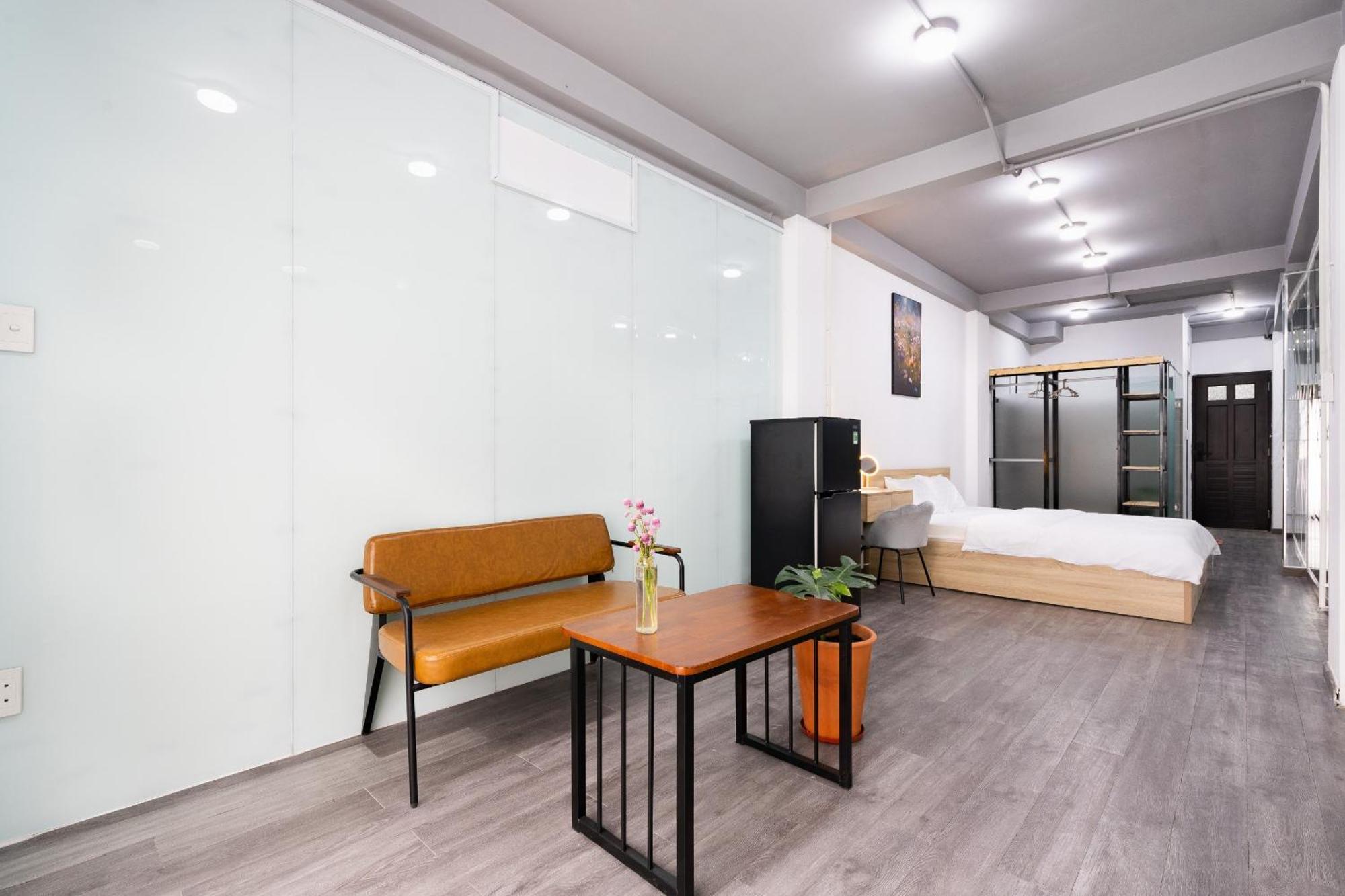 Maple Homestay - Near Bui Vien Homestay *
