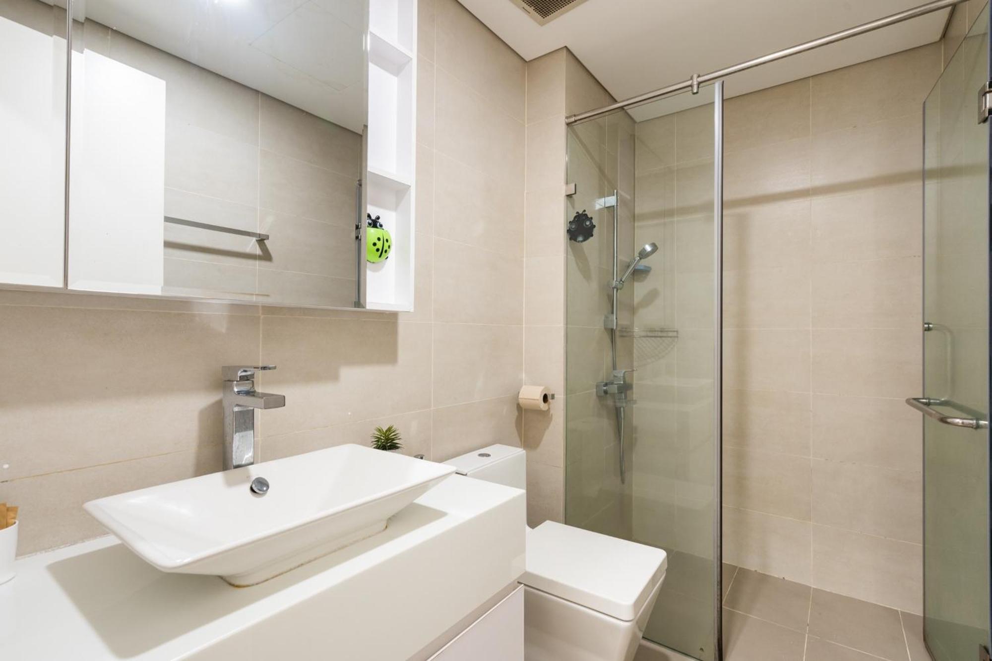 Apartment Saigon Times Travel - Masteri Millennium *