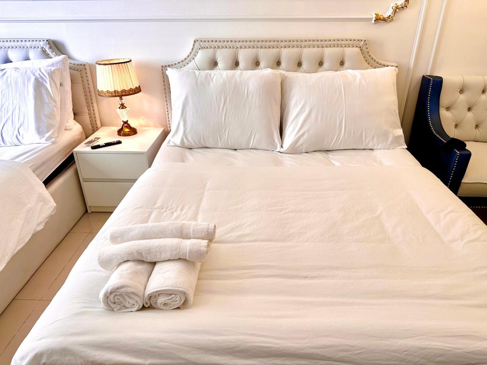 Apartment Center Luxury Feel X 4pax In District 1 Vietnam Ho Chi Minh City