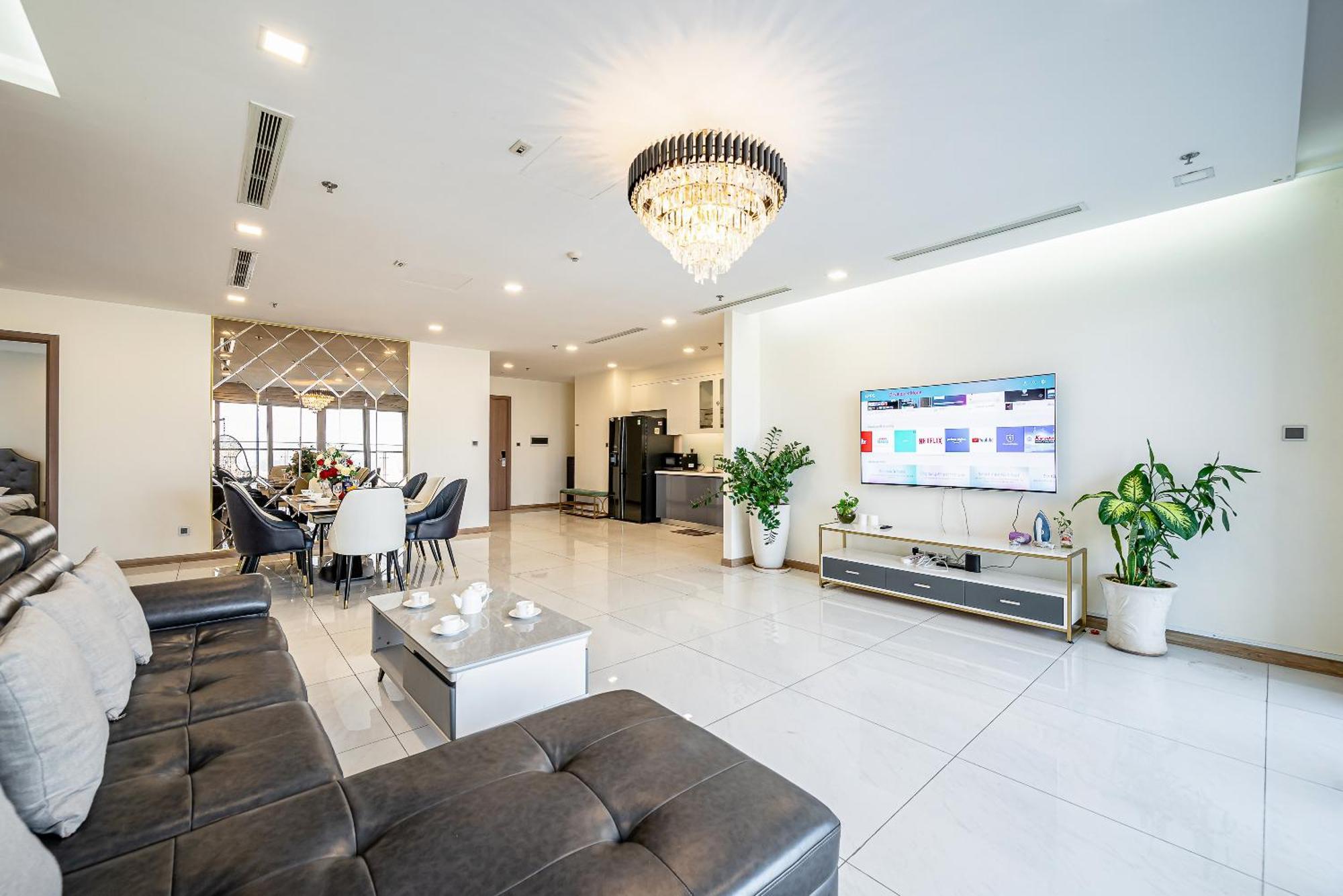 Vinhomes Condotel Luxury Art In 4*