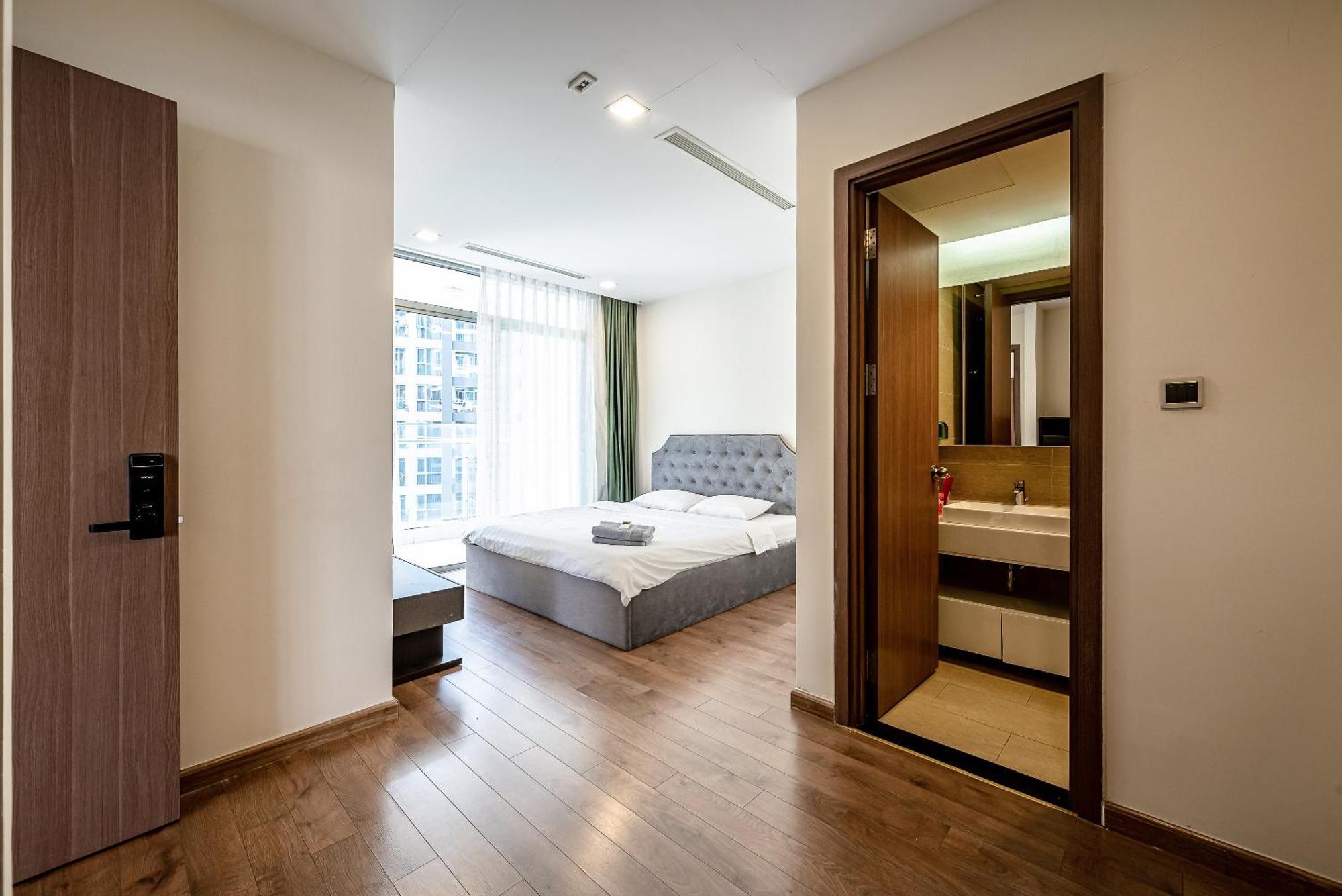 Vinhomes Condotel Luxury Art In Khách sạn hẻo lánh TP. Hồ Chí Minh