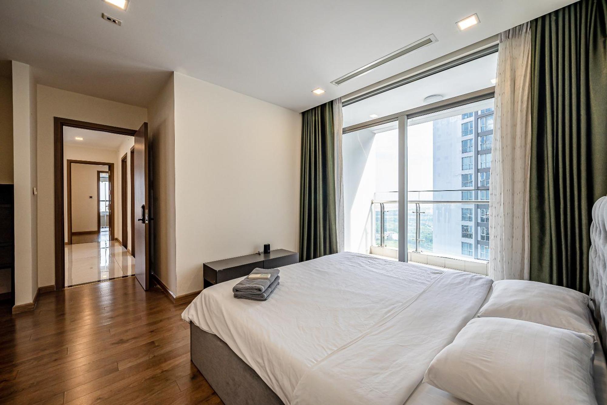 Vinhomes Condotel Luxury Art In