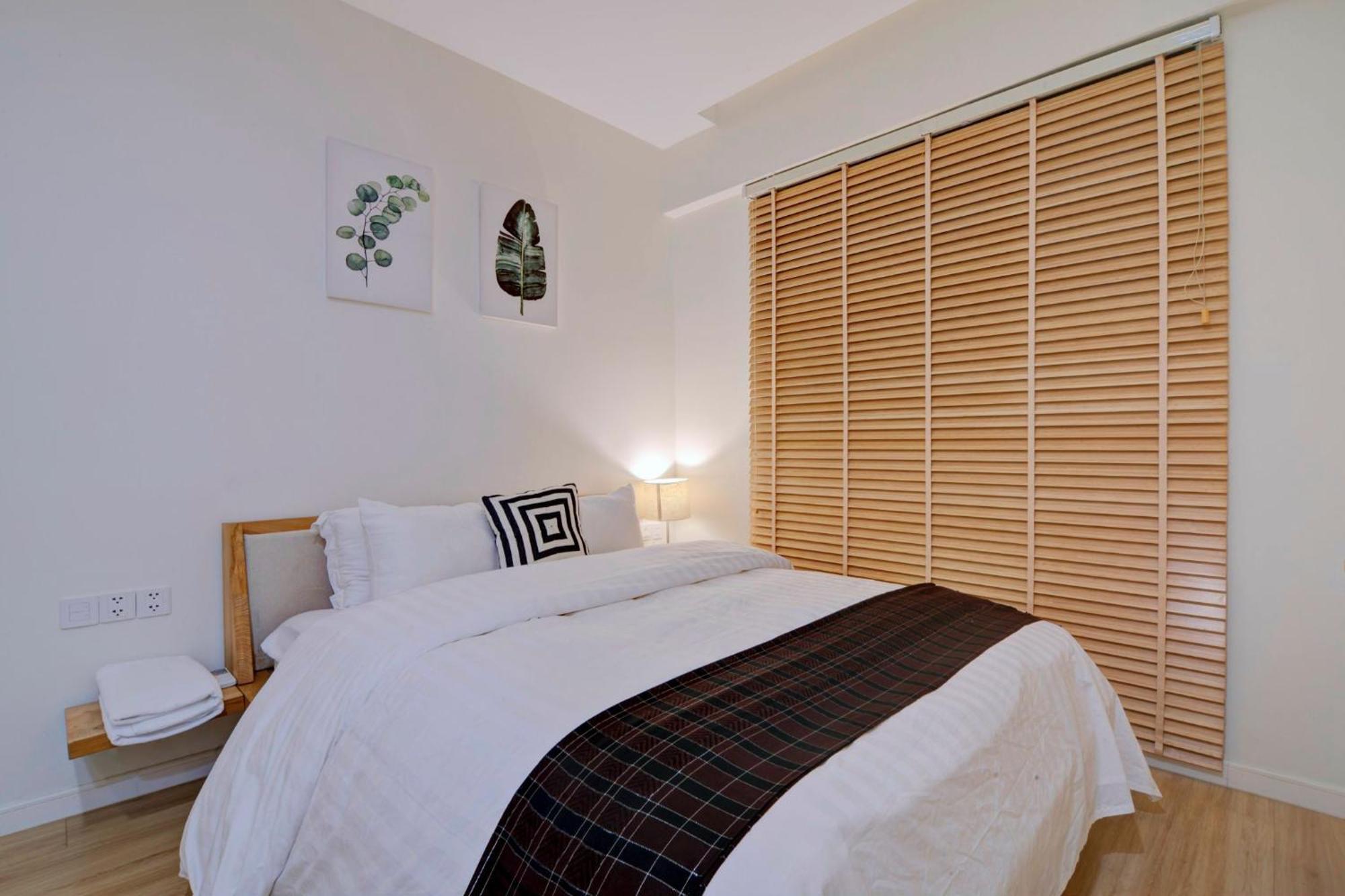 Apartment Emerald Millennium Free Pool Ho Chi Minh City