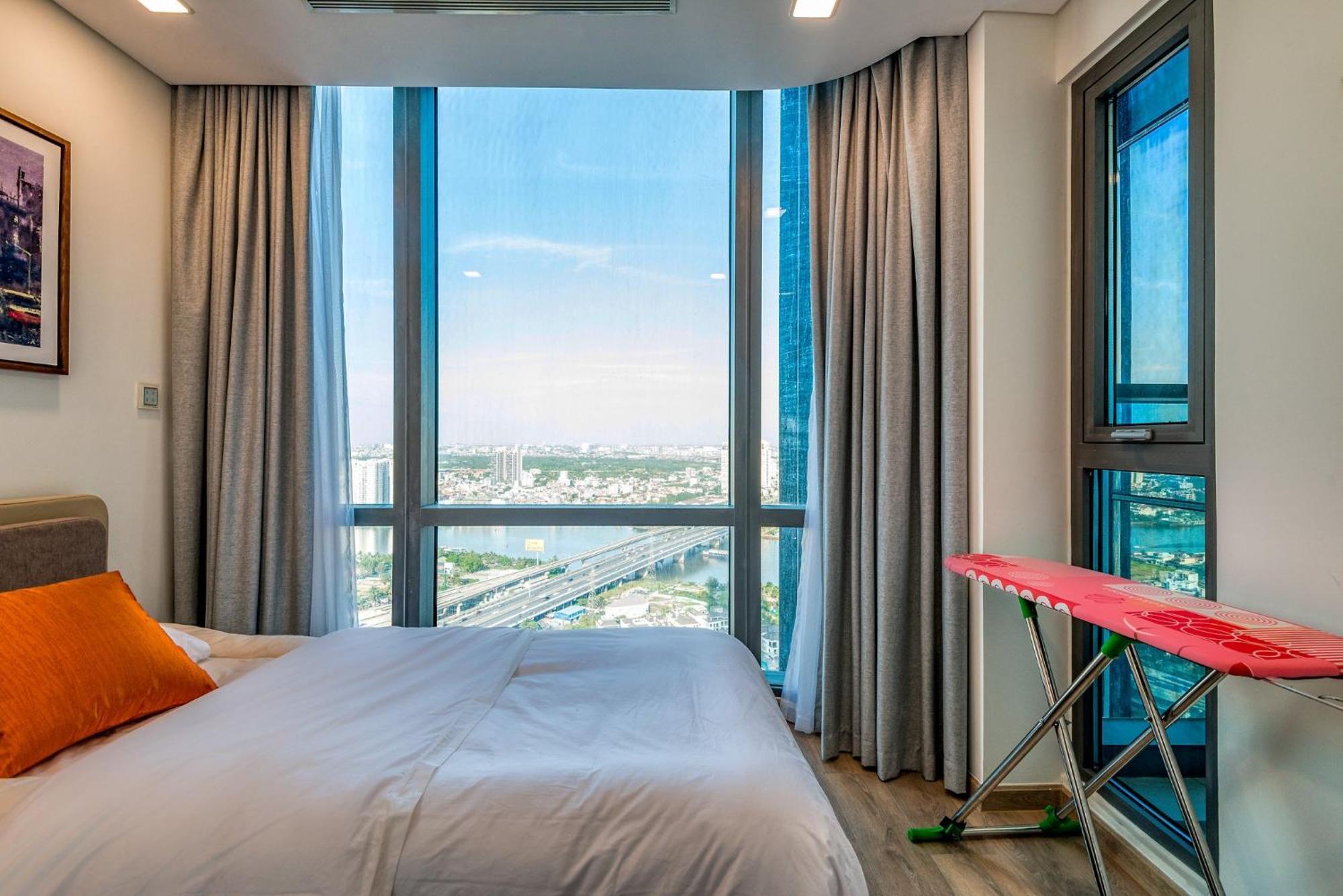 Urban Heights Landmark 81 4* TP. Hồ Chí Minh