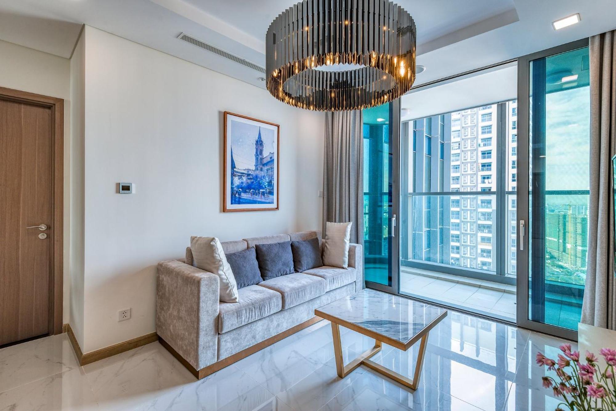 Khách sạn Urban Heights Landmark 81
