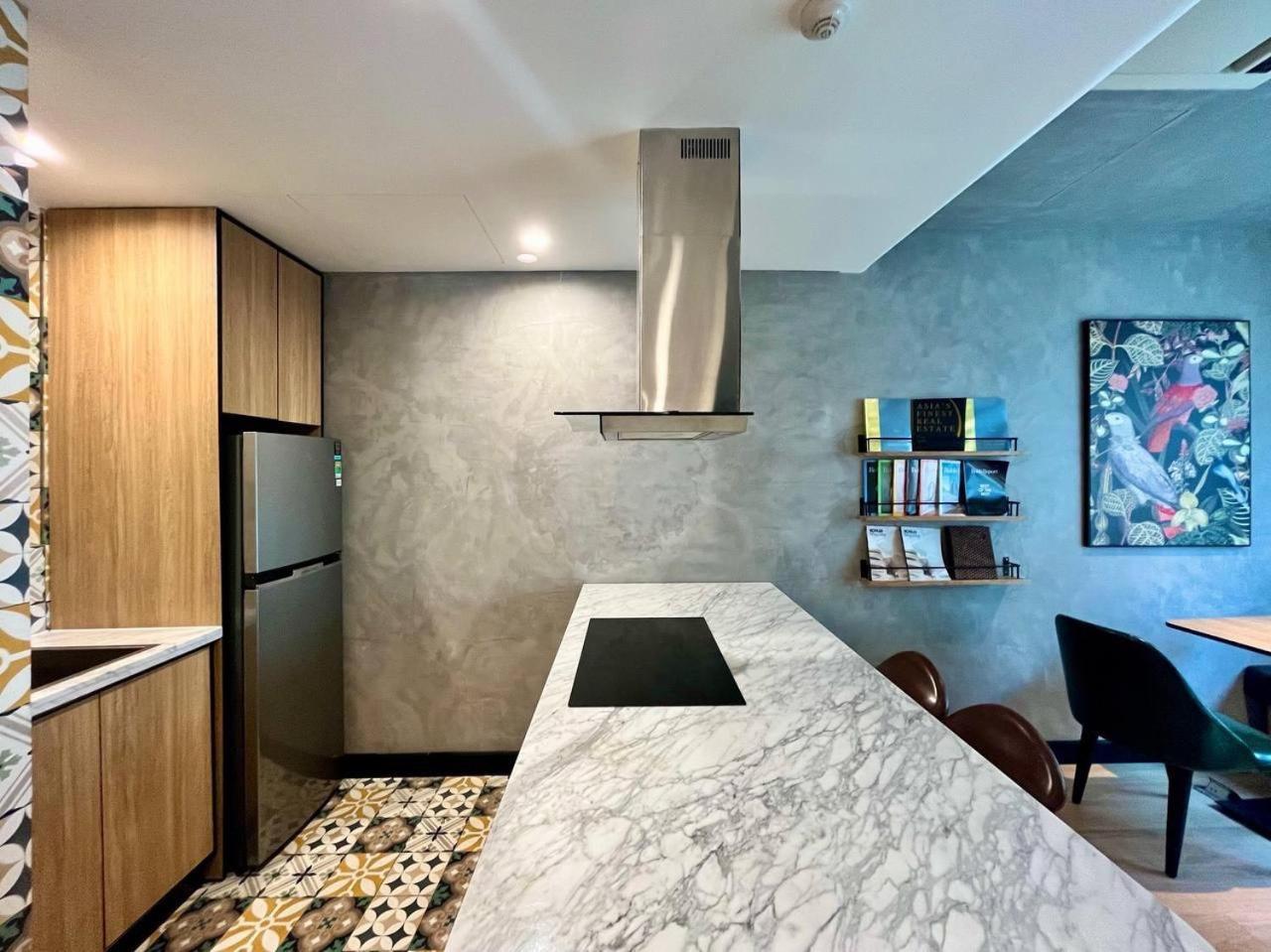 Apartment Luxury Zenity 2br In D1 Somerset's Quality *