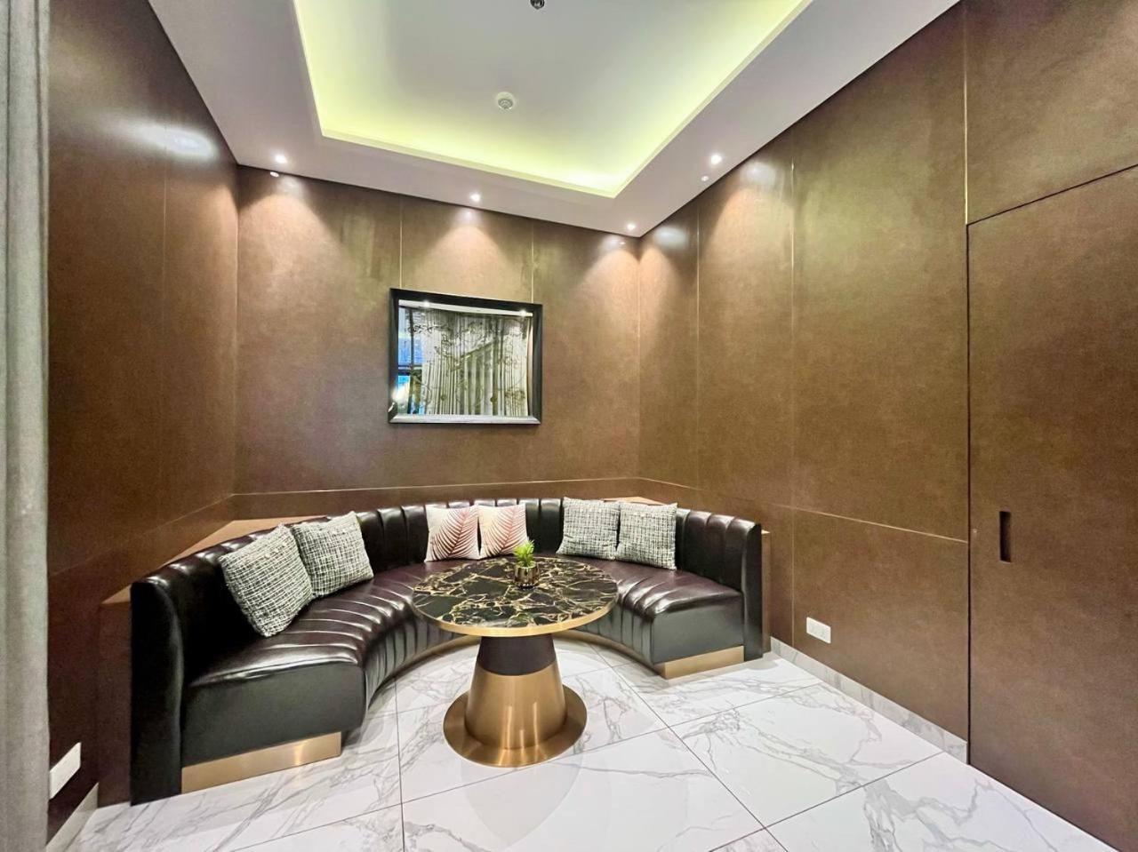 Luxury Zenity 2br In D1 Somerset's Quality * Ho Chi Minh City
