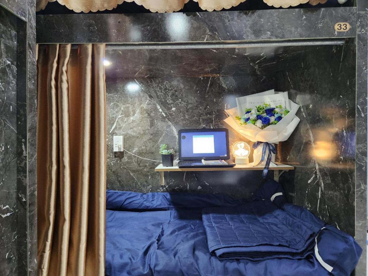 D-dorm Capsule hotel
