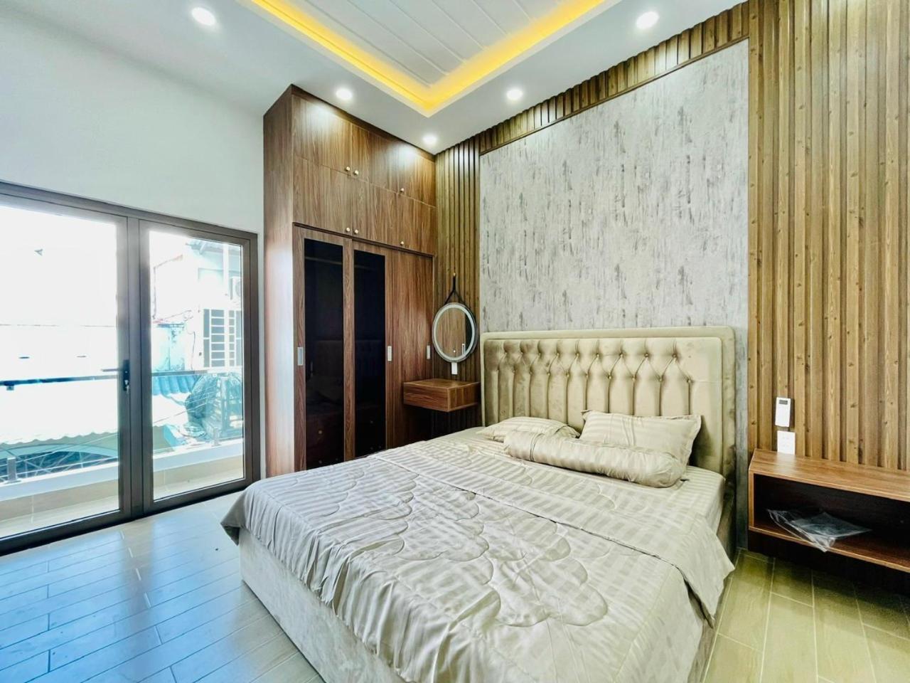 Urban Tranquility Go Vap 2br Apartment Ho Chi Minh City